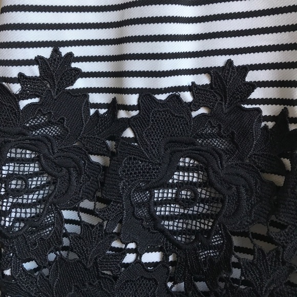 ✨NEW✨ Beautiful Cremieux Dress - Picture 4 of 6